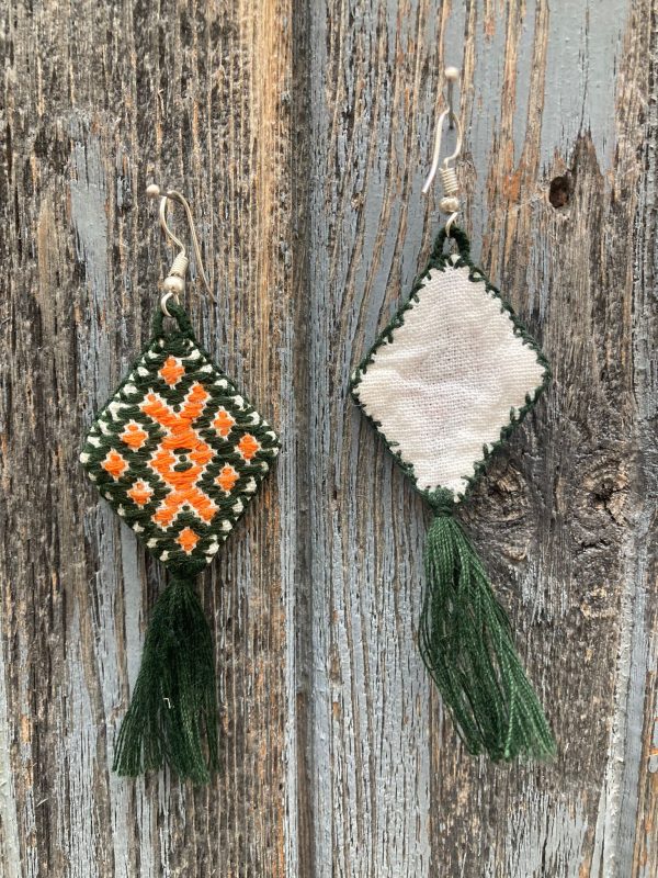 Pendientes mexicanos en tienda en Barcelona