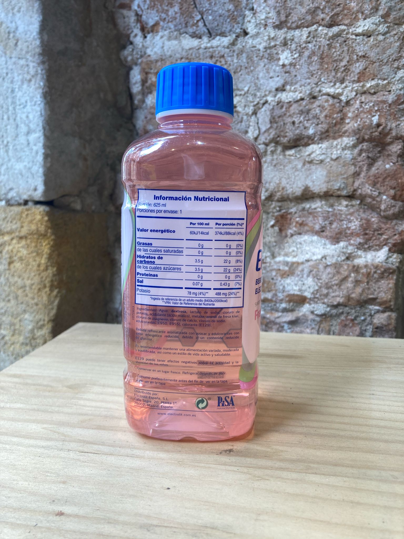 Botella de Electrolit mexicano