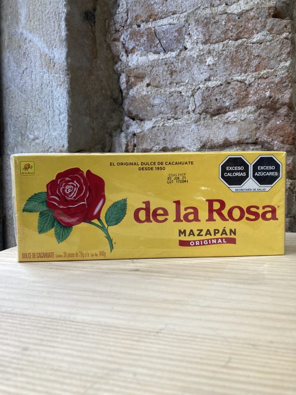 Caja de mazapán de La Rosa en tienda en España