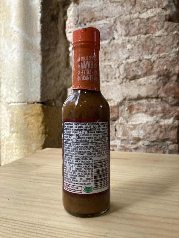Salsa de habanero tatemado en tienda en España