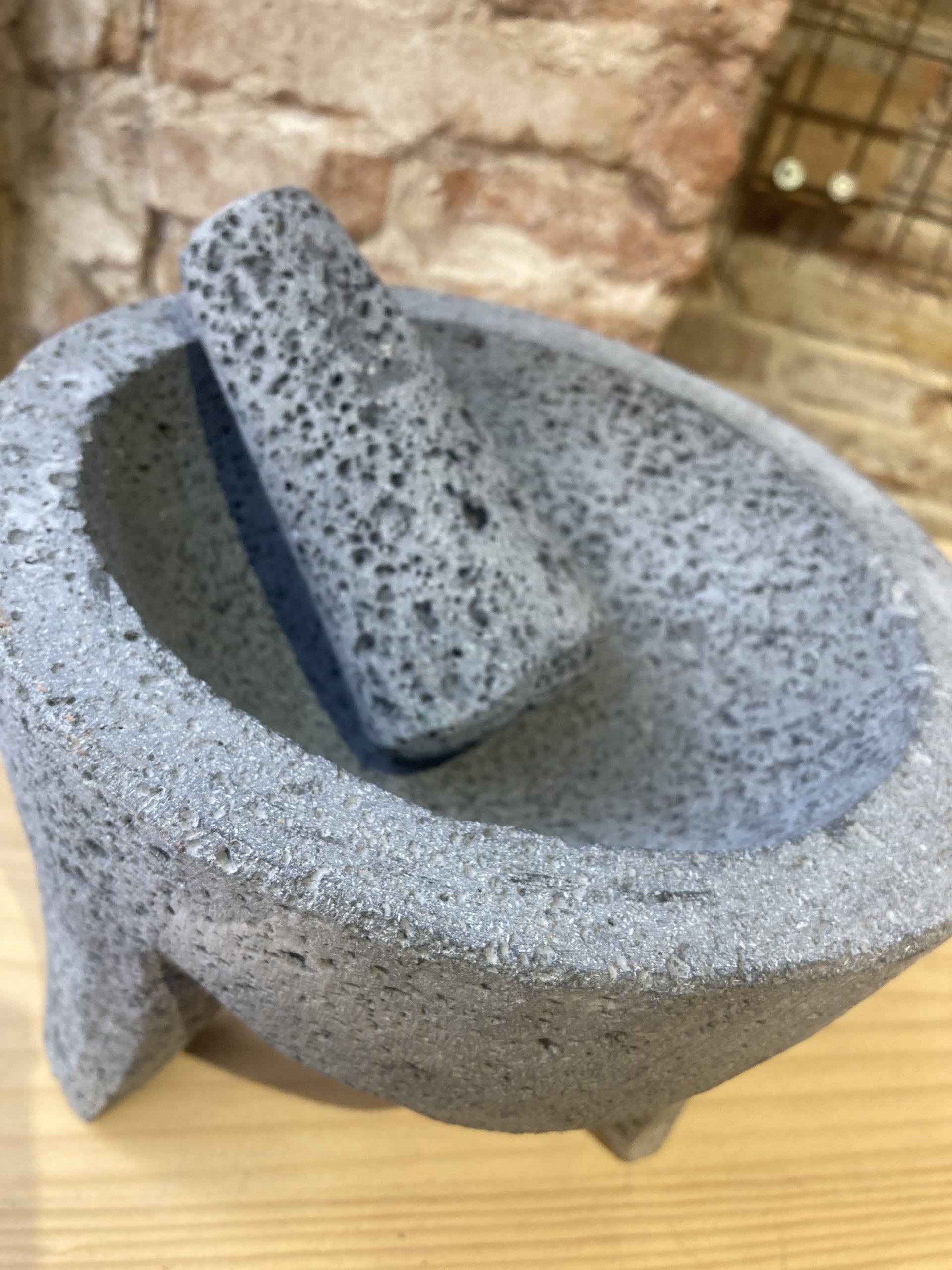 Mortero mexicano (Molcajete)