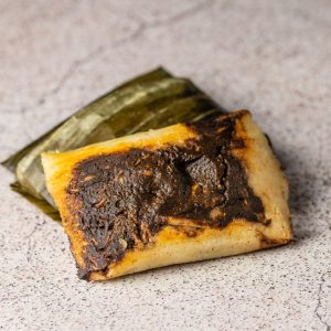 Tamales caseros de pollo con mole