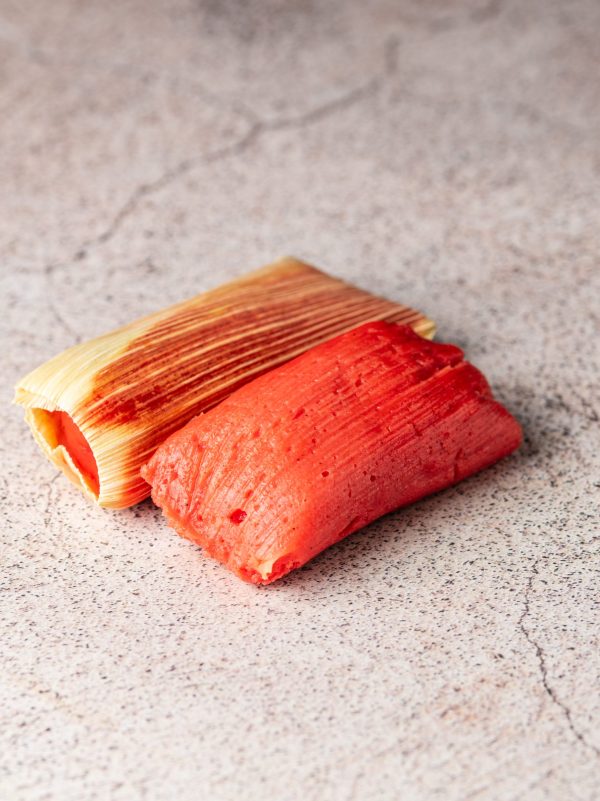 Tamales dulces de fresa en tienda mexicana en Barcelona