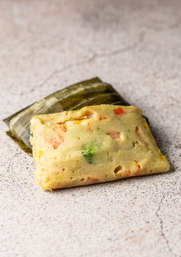 Tamal vegano de verduras en tienda mexicana en Barcelona