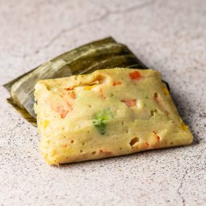 Tamal vegano de verduras en tienda mexicana en Barcelona
