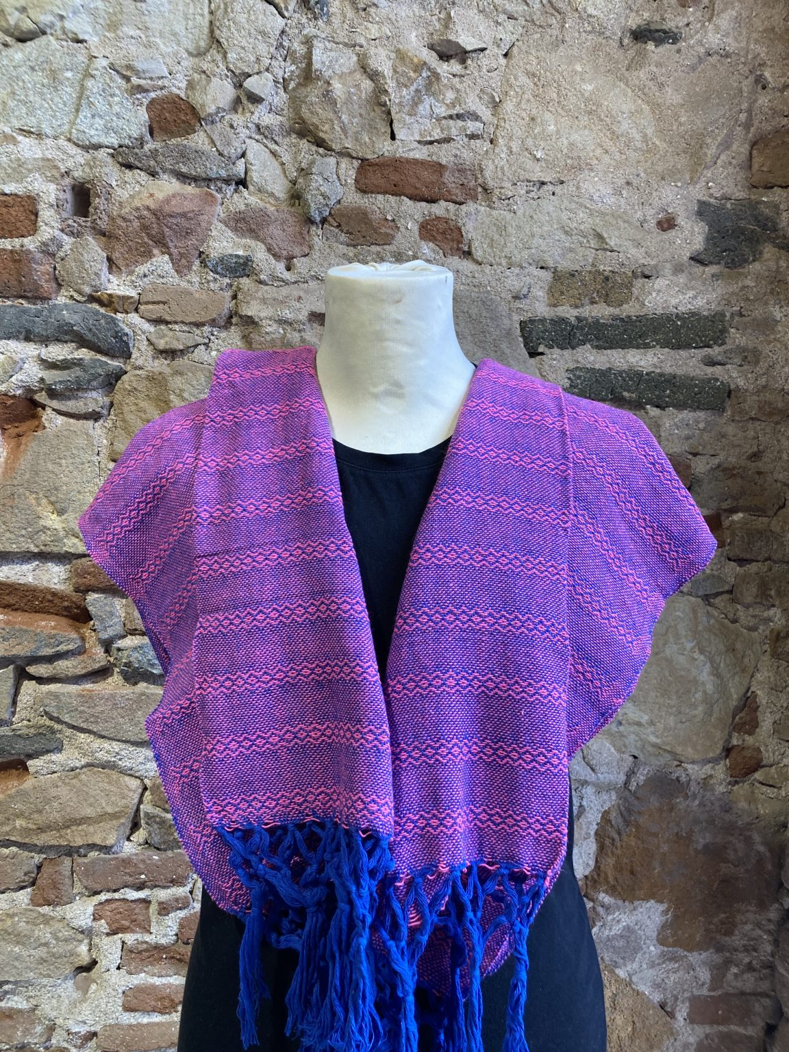 Rebozos en tienda mexicana en España