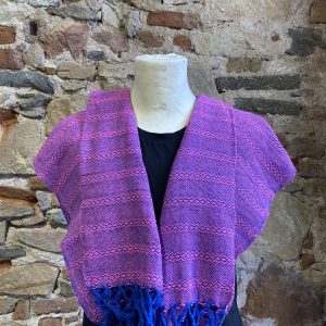 Rebozos en tienda mexicana en España